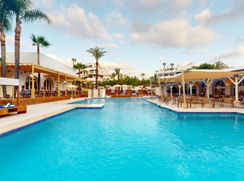 Hotel IMG